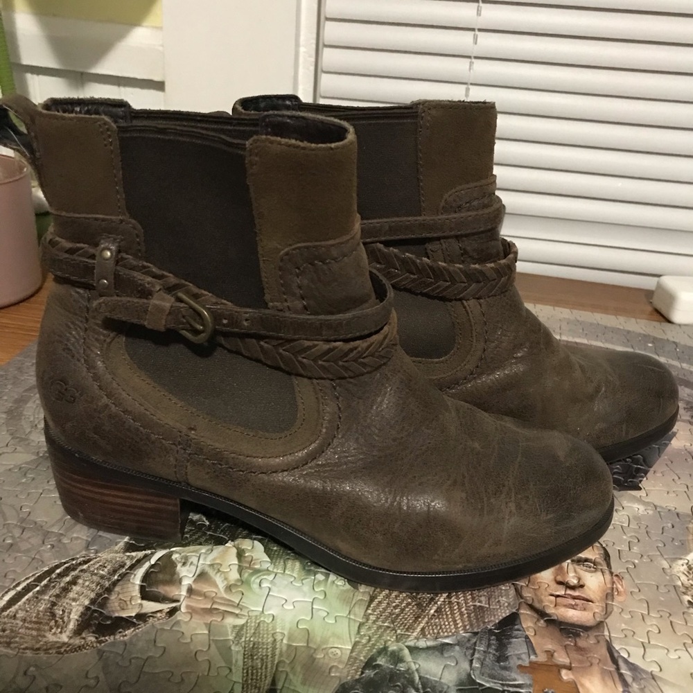 Ugg Krefeld western ankle boot
